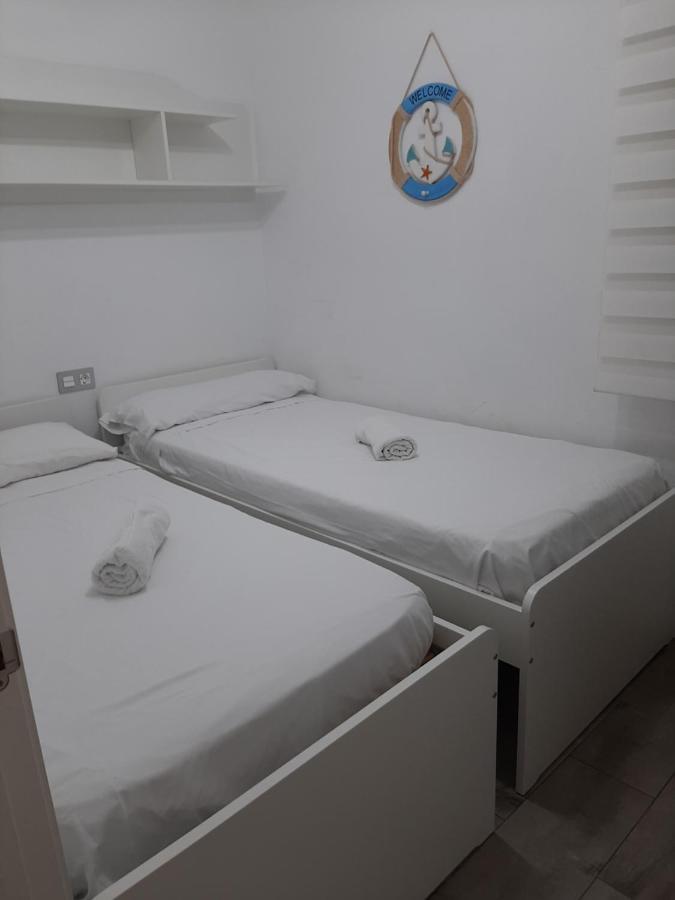 Carihuela Los Nidos Sun&Beach Apartment Torremolinos Bagian luar foto