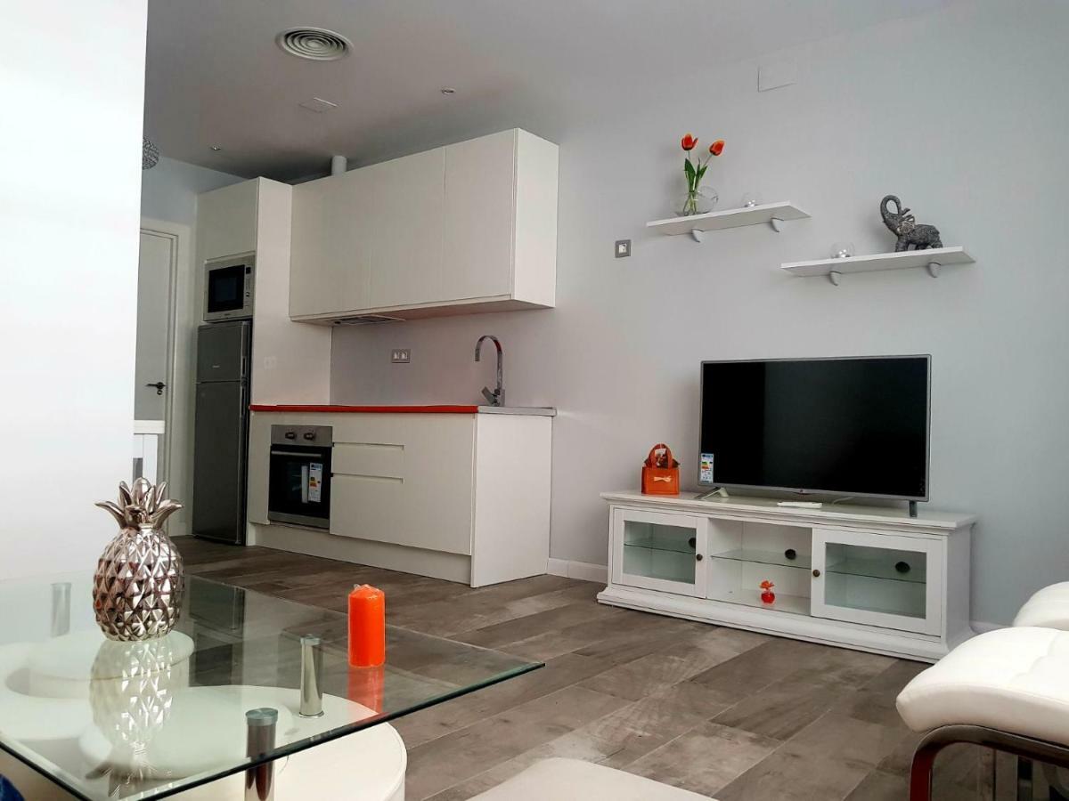 Carihuela Los Nidos Sun&Beach Apartment Torremolinos Bagian luar foto